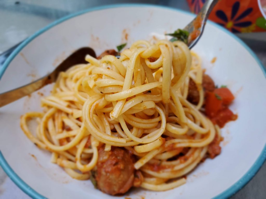 Enjoy Meatball Linguini